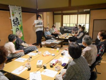 7月20日新津邸の茶の間